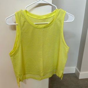 NWOT Lululemon Train to Be Tank, Yellow Ripple electric, size 6